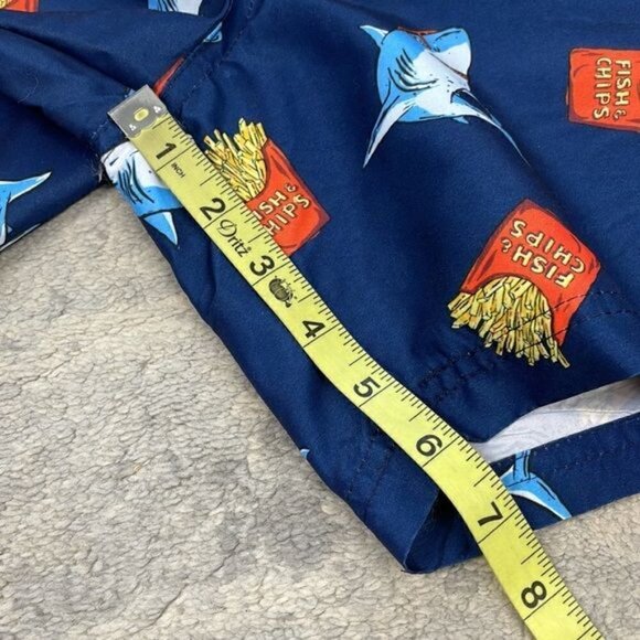 NWT Broken Threads Surf Navy Blue Great White Sharks French Fries Swim Trunks M - Picture 4 of 7